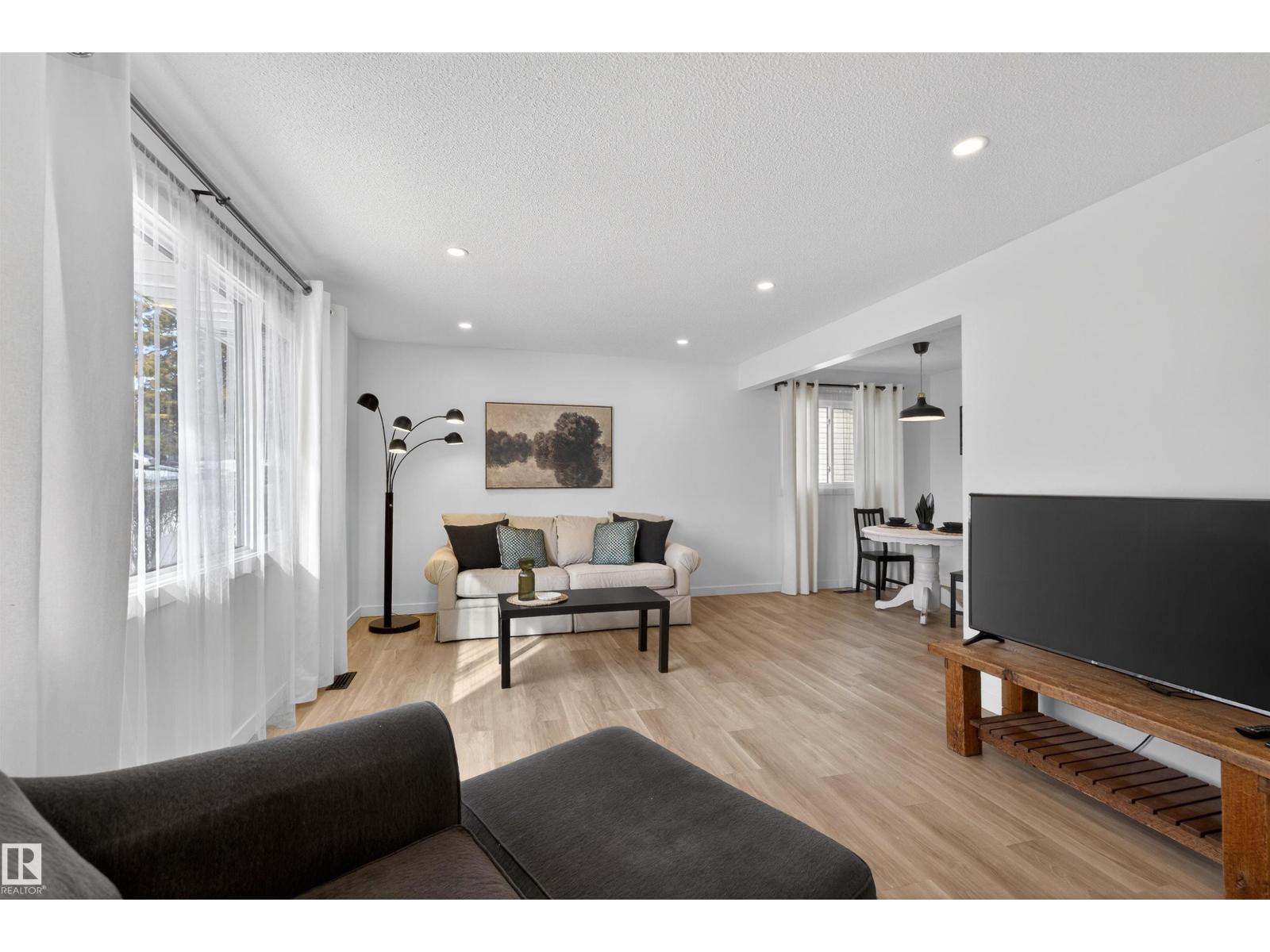 48 Glengarry Cr, Sherwood Park, Alberta  T8A 3A2 - Photo 5 - E4477181