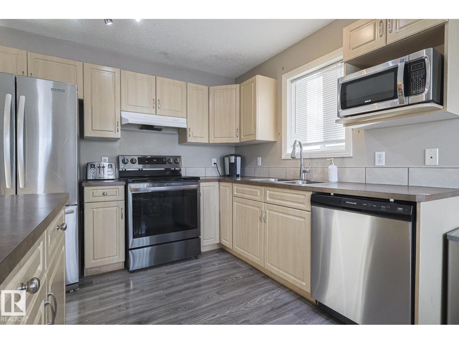 26 Summerland Wy, Sherwood Park, Alberta  T8H 2P3 - Photo 10 - E4477184