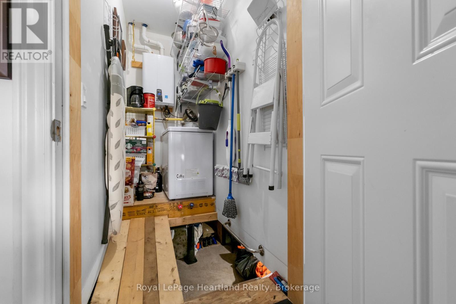 8 Windward Way N, Ashfield-Colborne-Wawanosh (Colborne), Ontario  N7A 0B2 - Photo 29 - X12878232