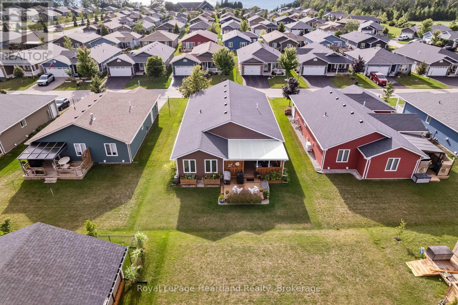 8 Windward Way N, Ashfield-Colborne-Wawanosh (Colborne), Ontario  N7A 0B2 - Photo 33 - X12878232