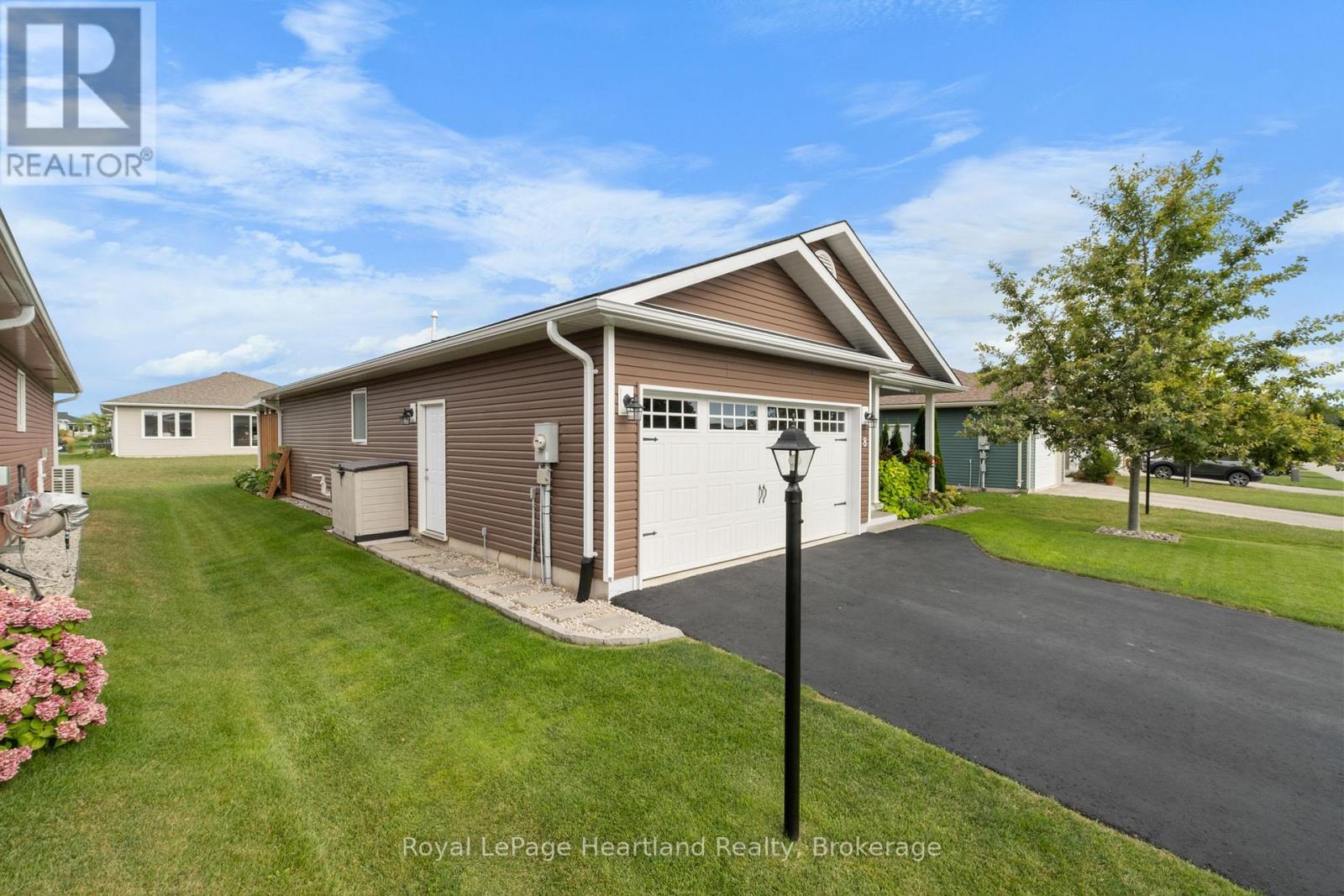 8 Windward Way N, Ashfield-Colborne-Wawanosh (Colborne), Ontario  N7A 0B2 - Photo 35 - X12878232