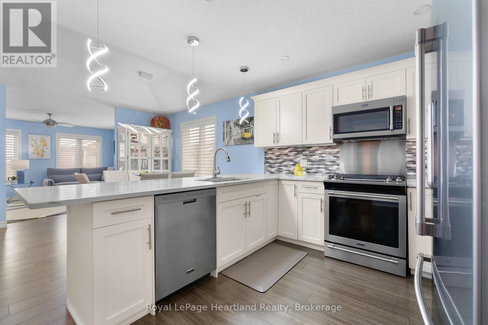 8 Windward Way N, Ashfield-Colborne-Wawanosh (Colborne), Ontario  N7A 0B2 - Photo 4 - X12878232