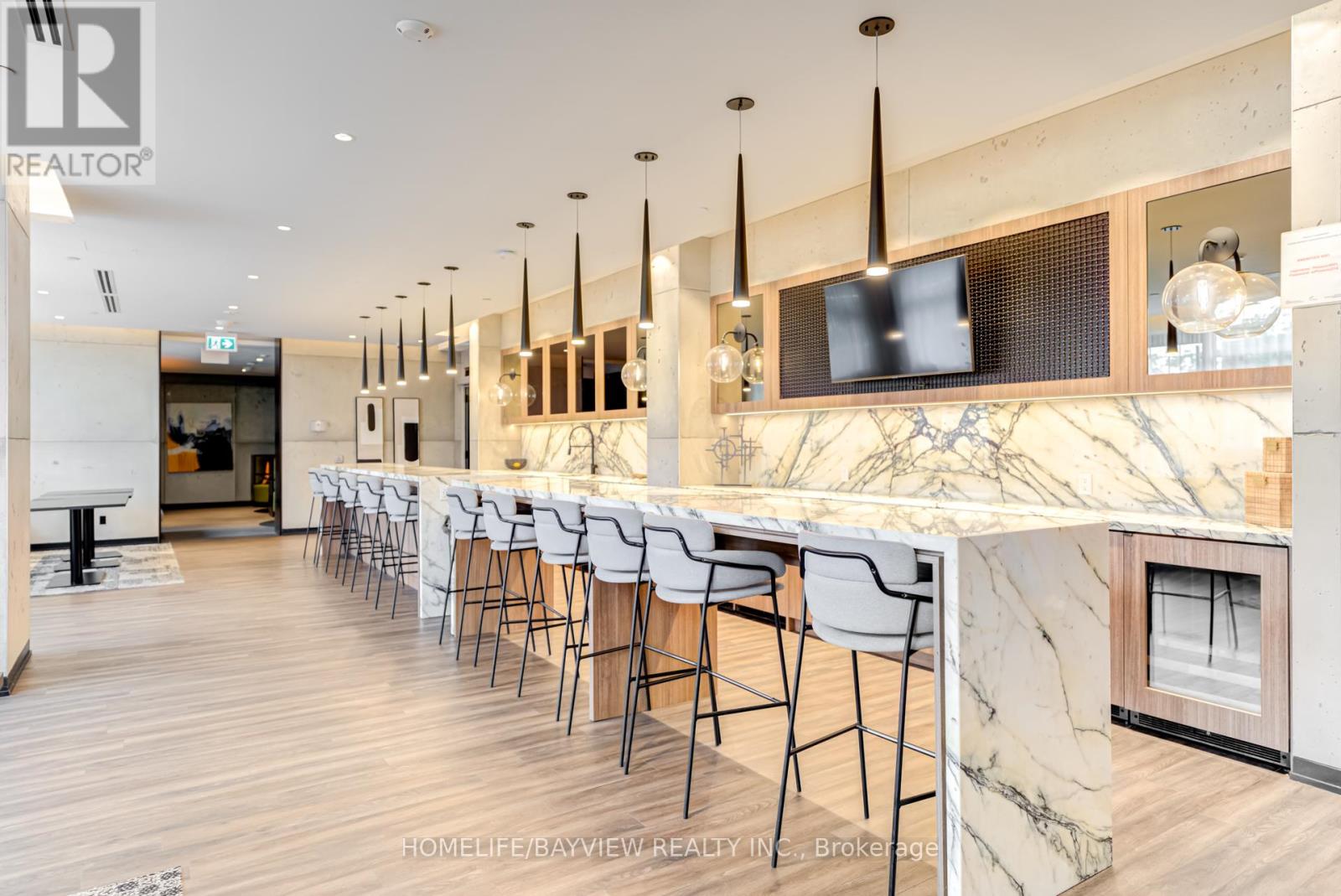 924 - 251 Manitoba Street, Toronto, Ontario M8Y 0C7 - Photo 32 - W12878204