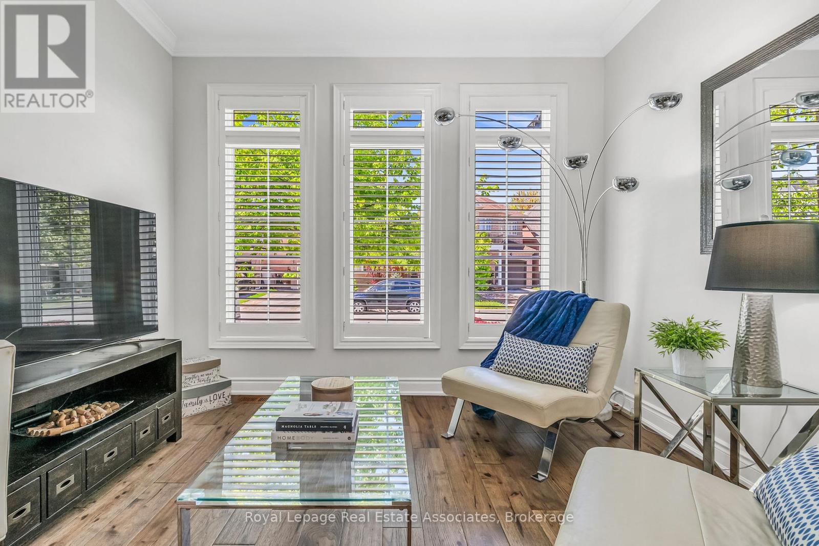 273 Duskywing Way, Oakville, Ontario  L6L 6X5 - Photo 7 - W12878230