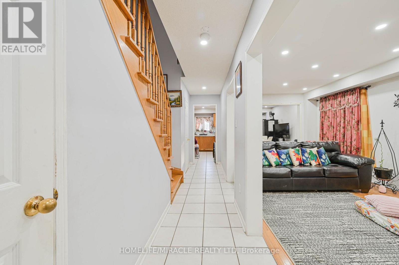 79 Billingsley Crescent, Markham, Ontario  L3S 4P2 - Photo 9 - N12866970