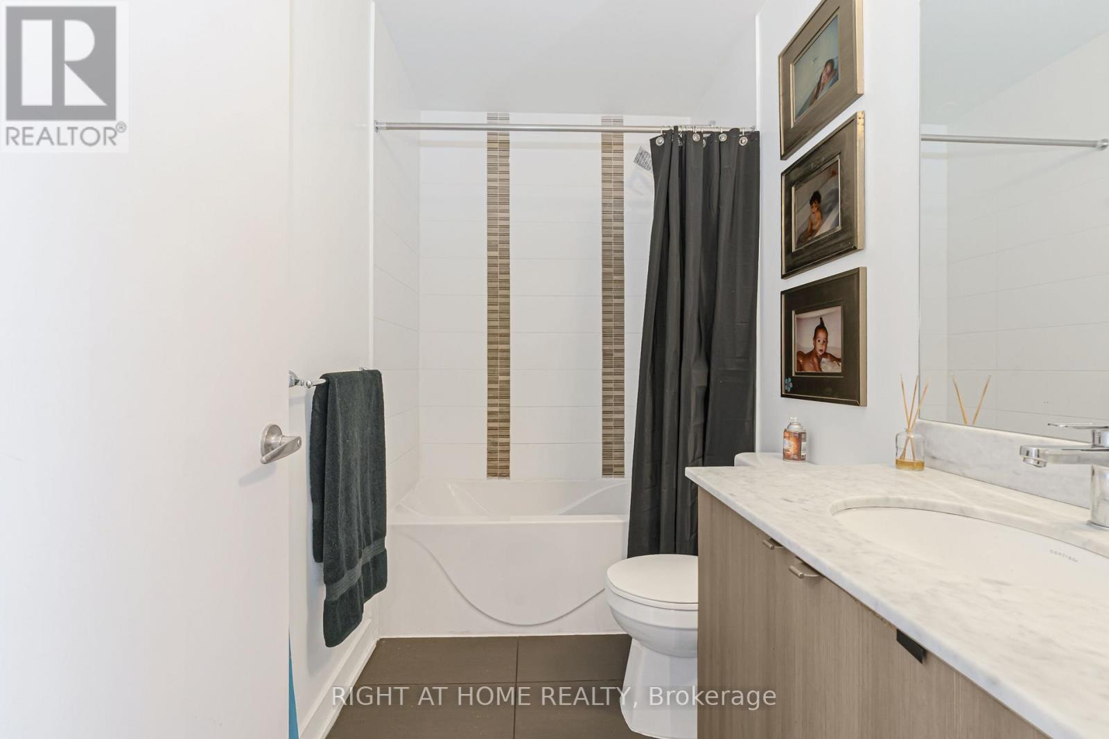 2305 - 4099 Brickstone Mews, Mississauga (Creditview), Ontario  L5B 0G2 - Photo 18 - W12877142