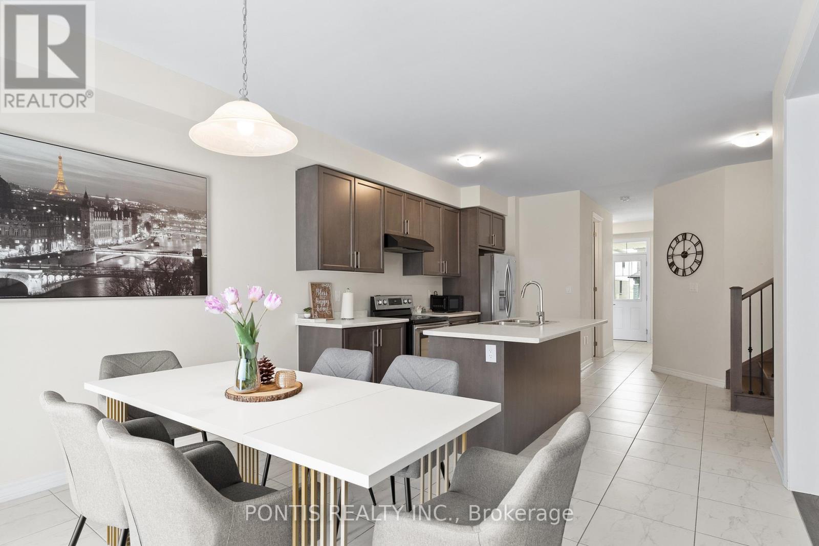 212 Vanilla Trail, Thorold, Ontario  L2V 0L3 - Photo 11 - X12829676