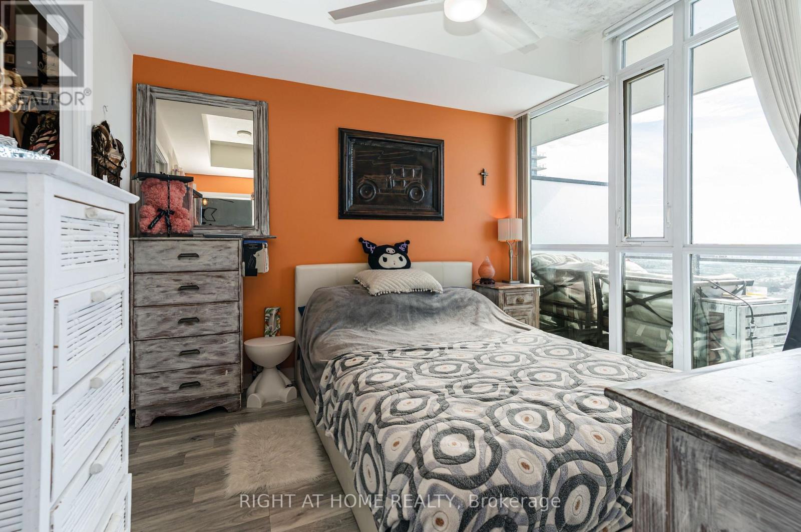 2305 - 4099 Brickstone Mews, Mississauga (Creditview), Ontario  L5B 0G2 - Photo 17 - W12877142