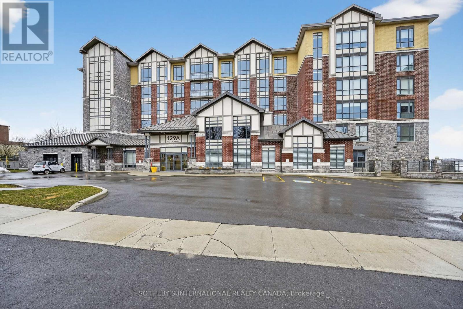 406 - 129a South Street, Gananoque, Ontario  K7G 0A9 - Photo 2 - X12878210