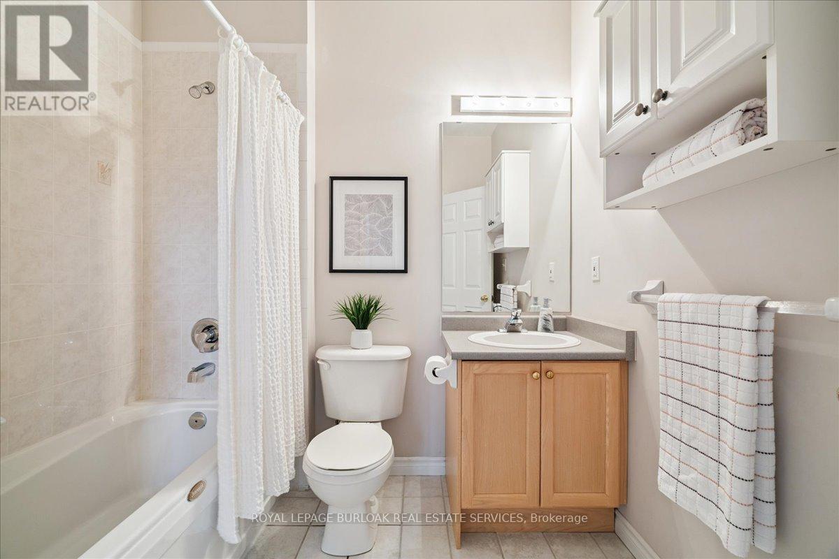 108 - 262 Dundas Street E, Hamilton (Waterdown), Ontario  L8B 1A9 - Photo 18 - X12878224