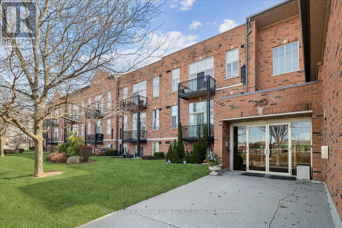 108 - 262 Dundas Street E, Hamilton (Waterdown), Ontario  L8B 1A9 - Photo 2 - X12878224