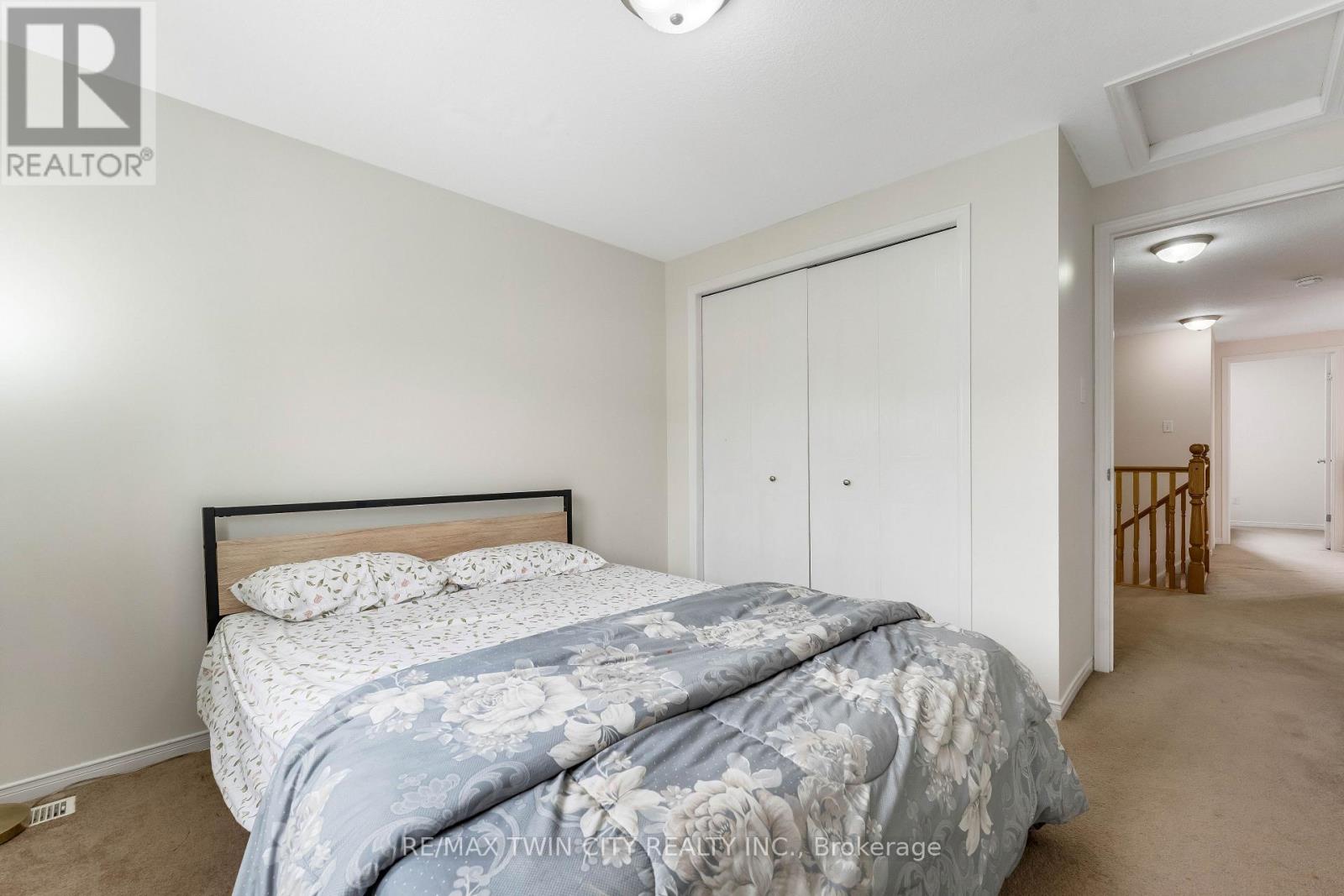 142 Dubrick Crescent, Kitchener, Ontario  N2E 4G3 - Photo 27 - X12867542