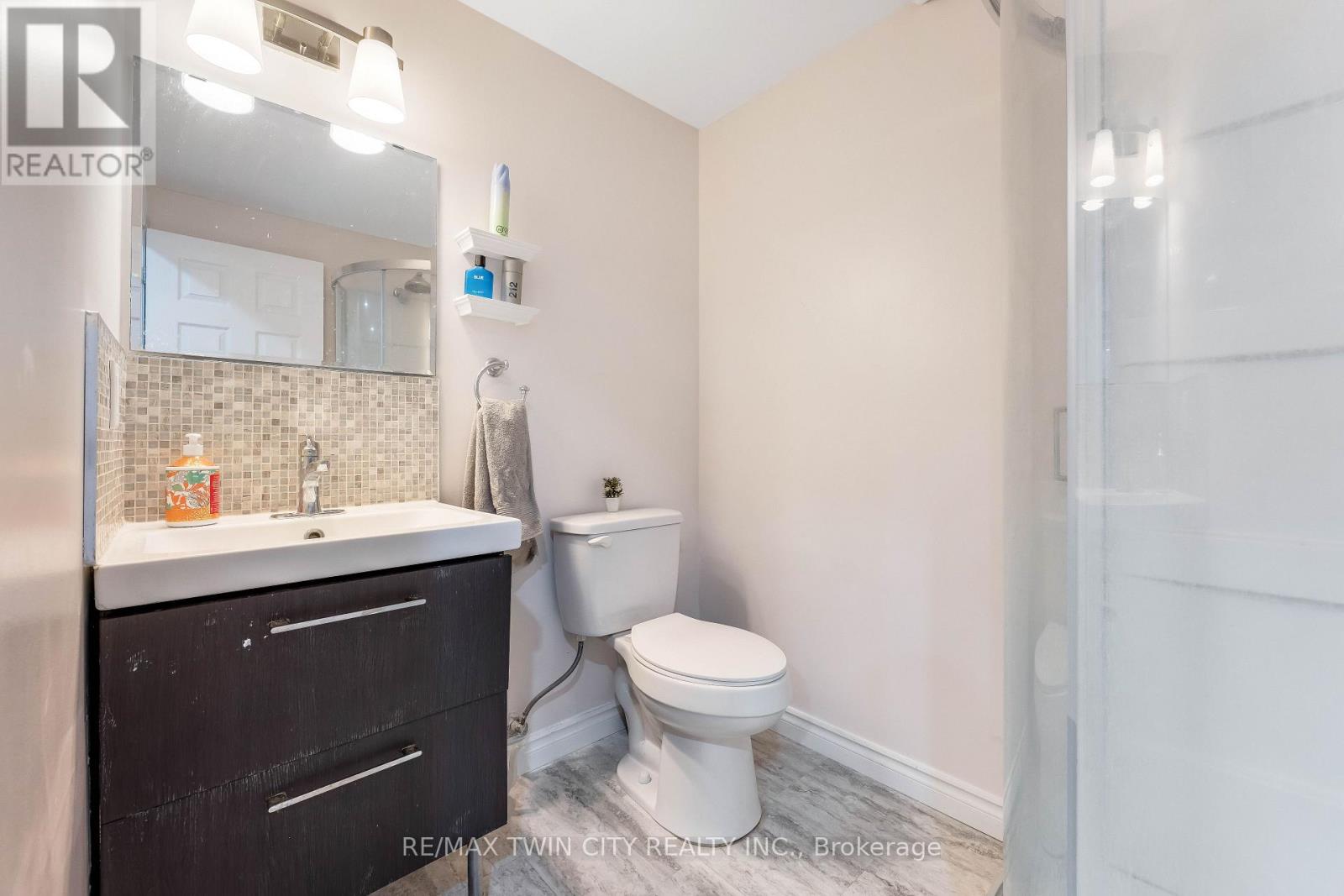 142 Dubrick Crescent, Kitchener, Ontario  N2E 4G3 - Photo 36 - X12867542