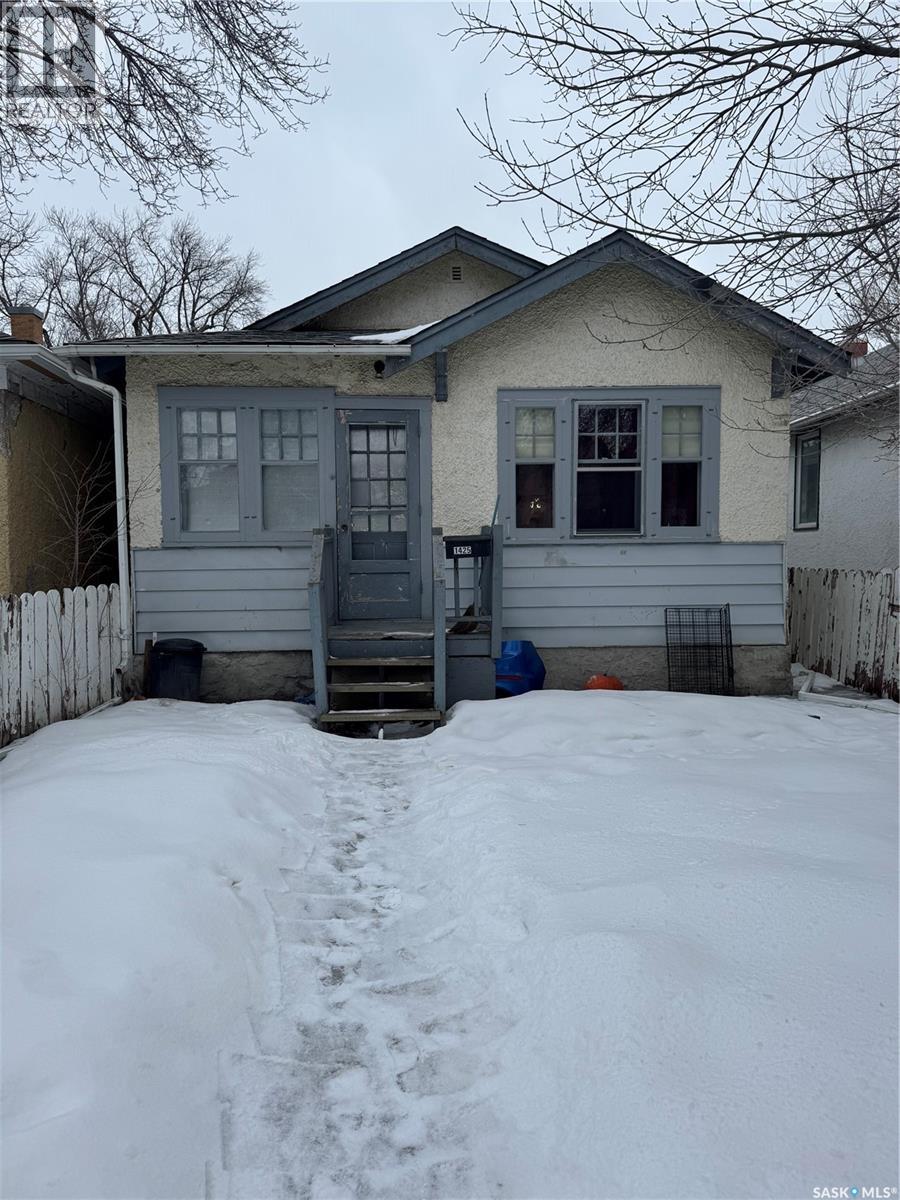 1425 Elphinstone Street, Regina, Saskatchewan  S4T 3M7 - Photo 1 - SK030175