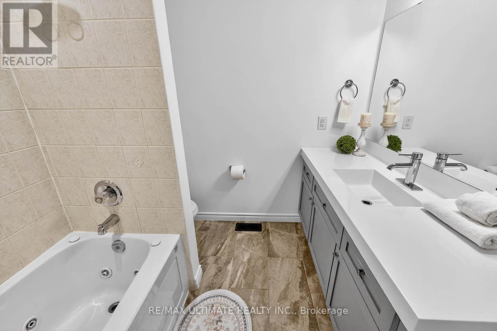 2441 Baintree Crescent, Oakville, Ontario  L6M 4W9 - Photo 27 - W12864446