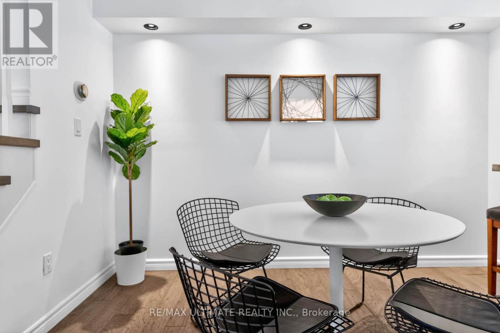 2441 Baintree Crescent, Oakville, Ontario  L6M 4W9 - Photo 6 - W12864446