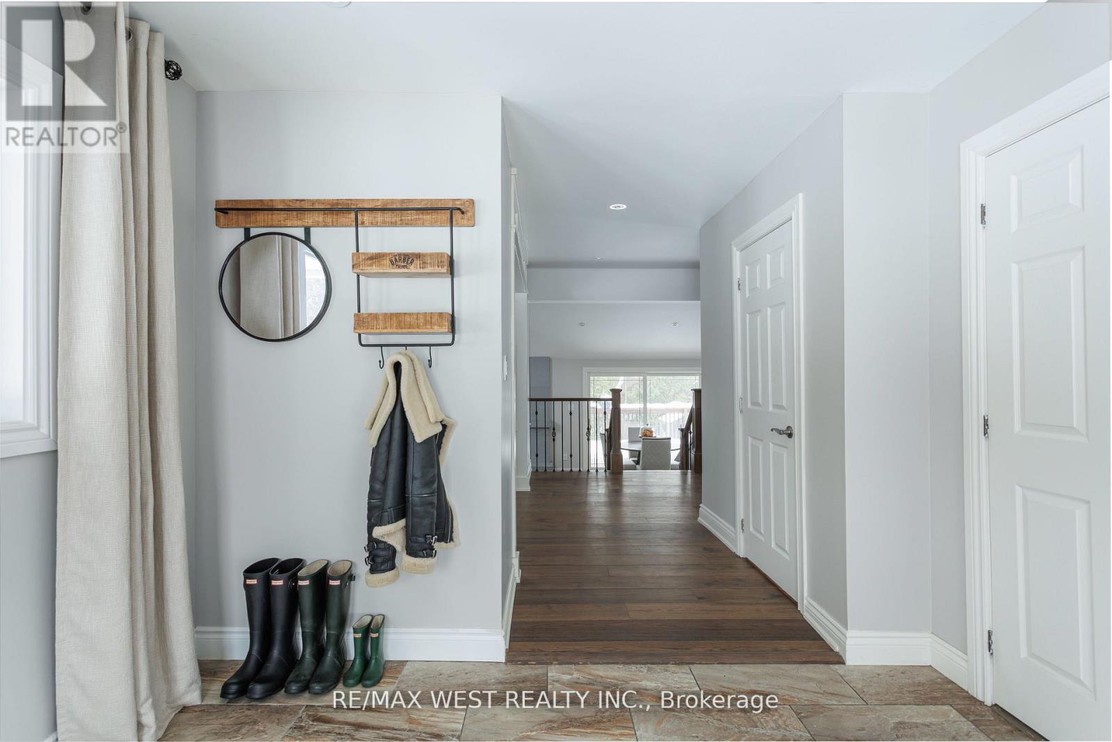 26 Hostein Drive, Hamilton, Ontario  L9G 2S5 - Photo 17 - X12839418