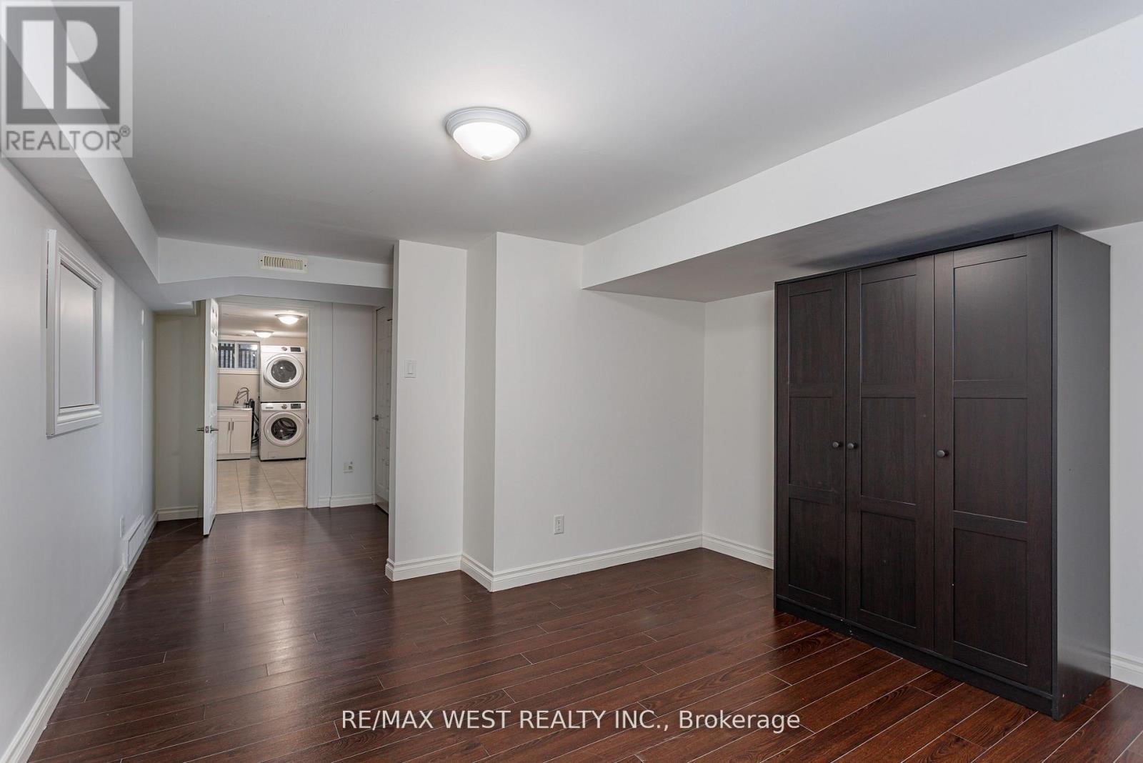 26 Hostein Drive, Hamilton, Ontario  L9G 2S5 - Photo 34 - X12839418