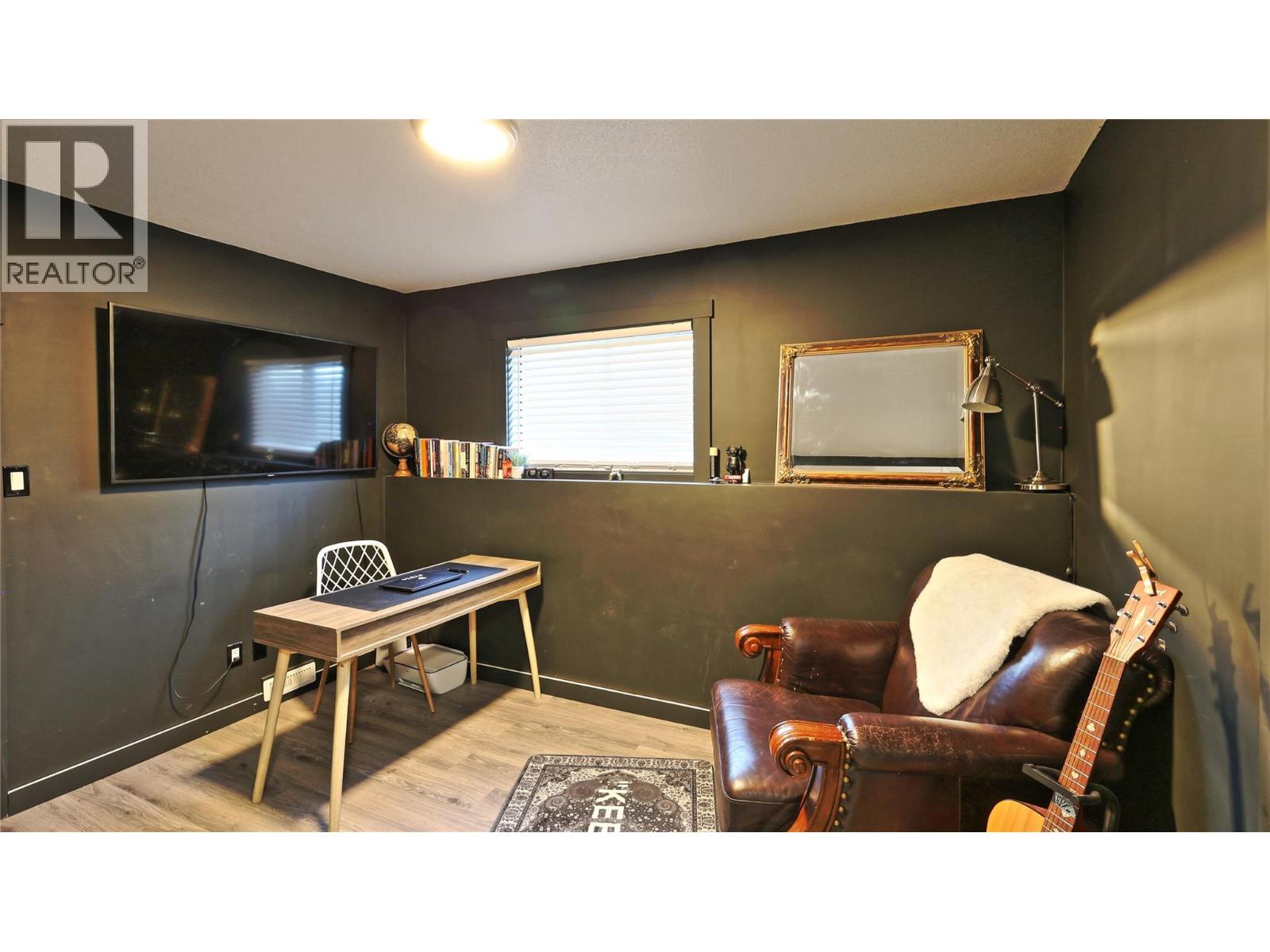 208 8th Street S, Cranbrook, British Columbia V1C 1N8 - Photo 22 - 10378904