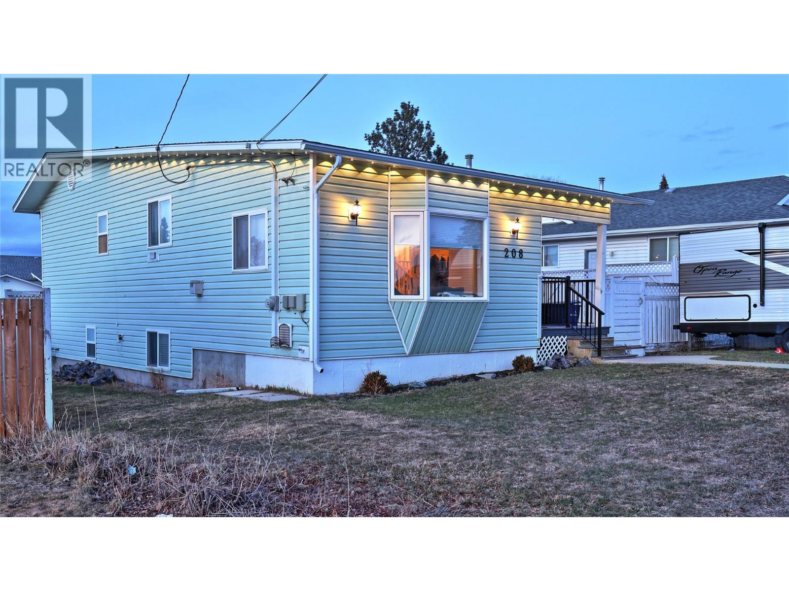 208 8th Street S, Cranbrook, British Columbia V1C 1N8 - Photo 29 - 10378904