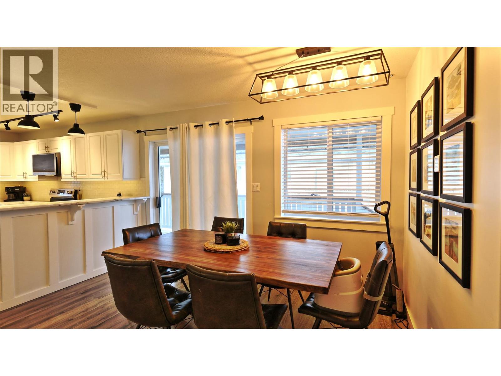 208 8th Street S, Cranbrook, British Columbia V1C 1N8 - Photo 7 - 10378904