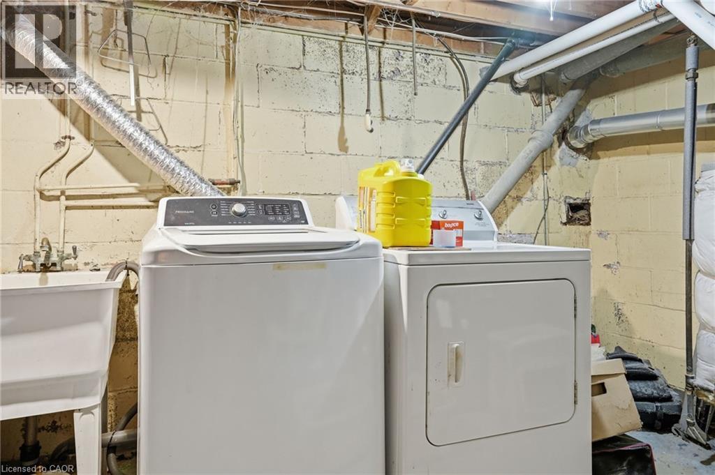 424 East 42nd Street, Hamilton, Ontario  L8T 3A9 - Photo 12 - 40811858