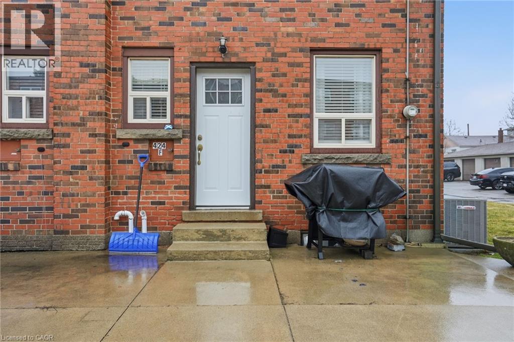 424 East 42nd Street, Hamilton, Ontario  L8T 3A9 - Photo 4 - 40811858