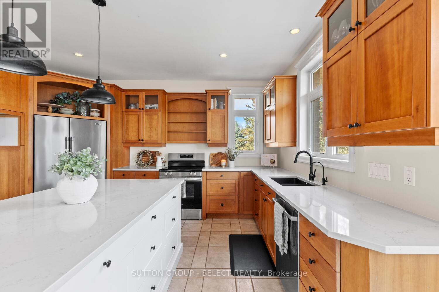 2610 Emerson Street, Strathroy-Caradoc (Mount Brydges), Ontario  N0L 1W0 - Photo 17 - X12878282