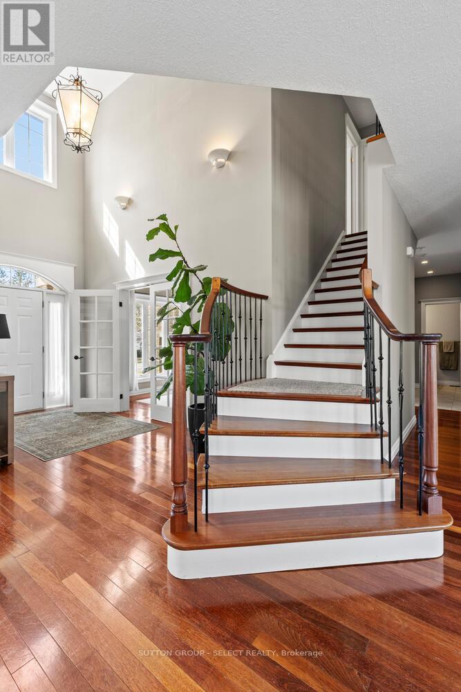 2610 Emerson Street, Strathroy-Caradoc (Mount Brydges), Ontario  N0L 1W0 - Photo 22 - X12878282