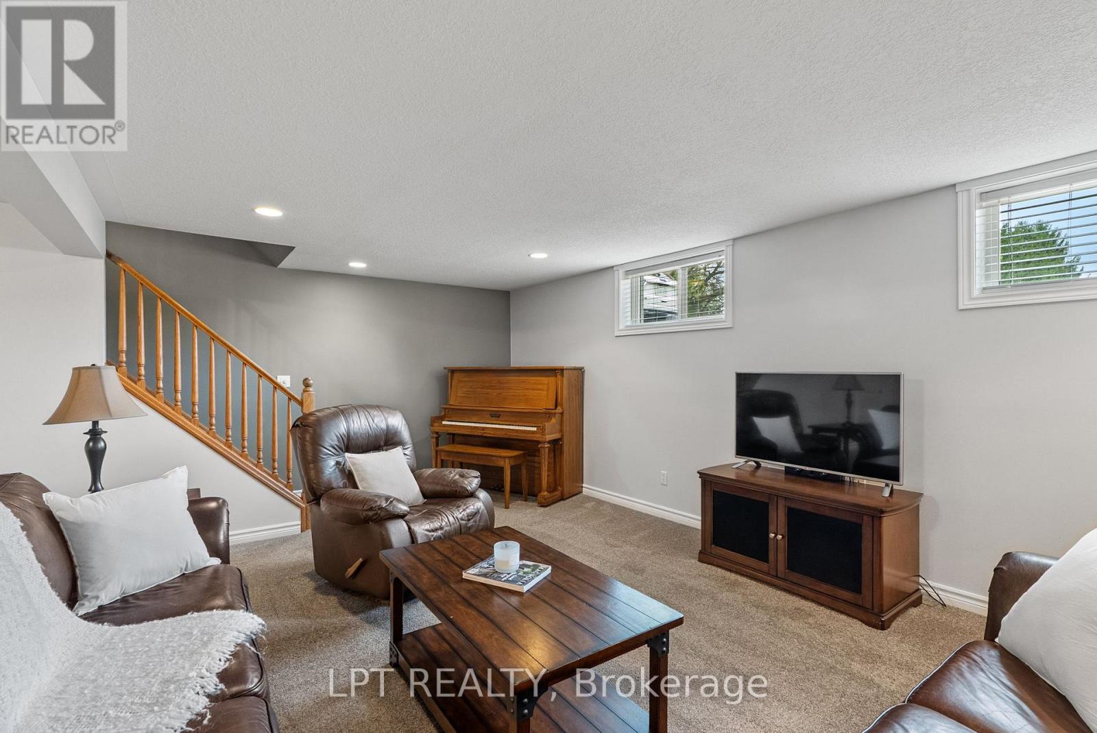 Photo 21 of 43 for 18 Durham Street