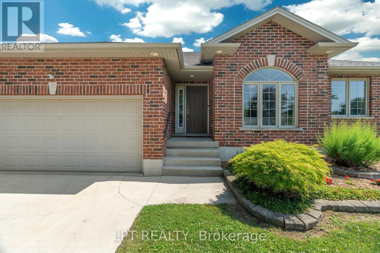 Photo 5 of 43 for 18 Durham Street