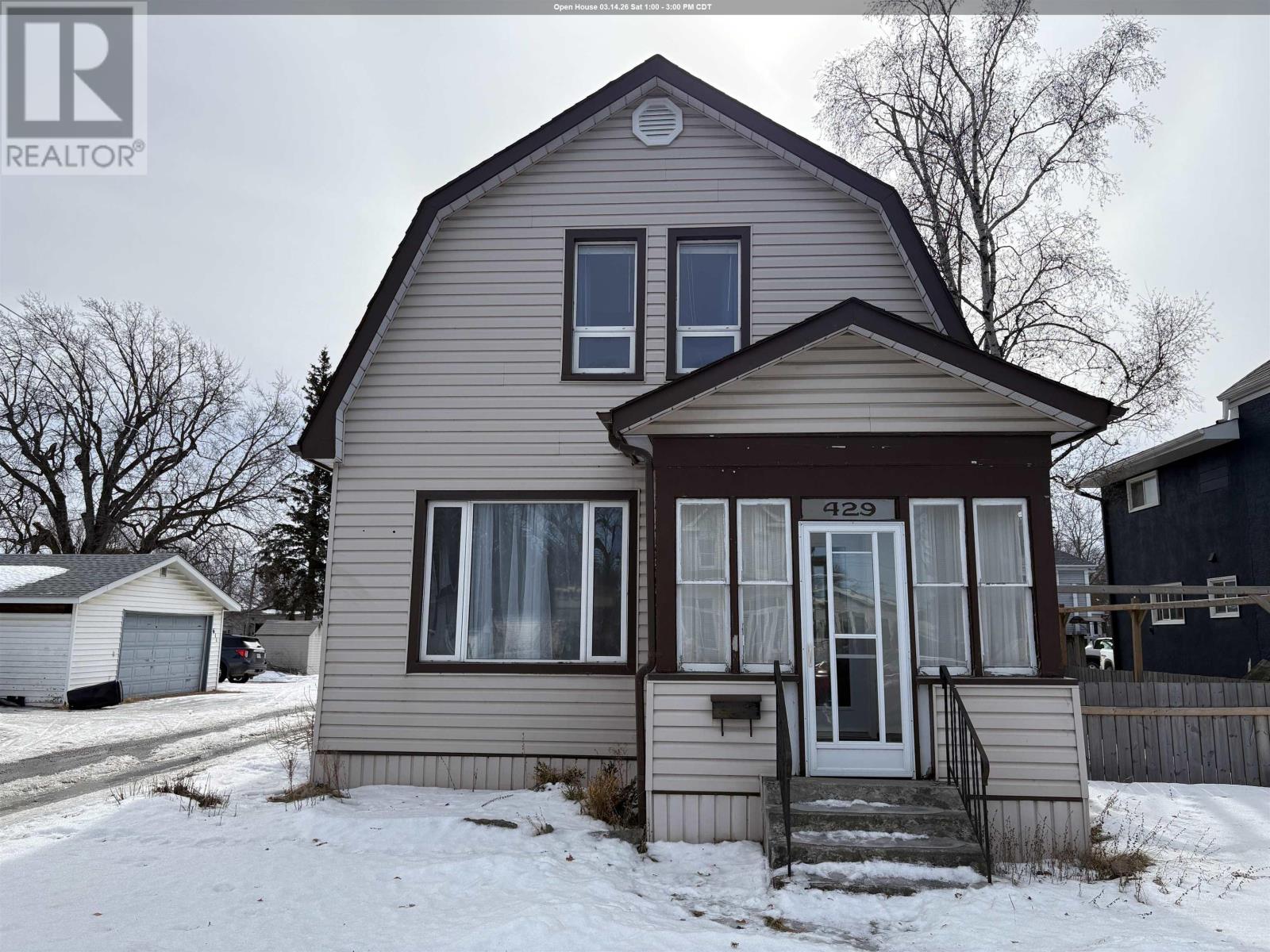 429 SECOND ST E, fort frances, Ontario