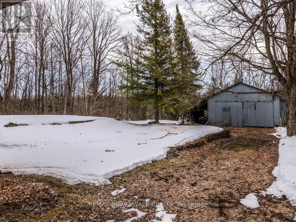 6963 Roger Stevens Drive, Montague, Ontario  K7A 4S6 - Photo 40 - X12878262