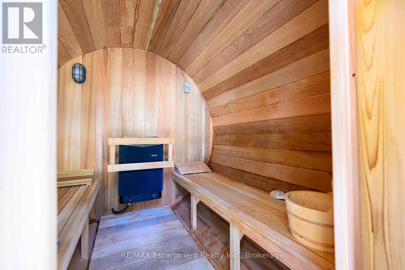 24 Birkbank Drive, Oakville, Ontario  L6J 4Y9 - Photo 36 - W12878342