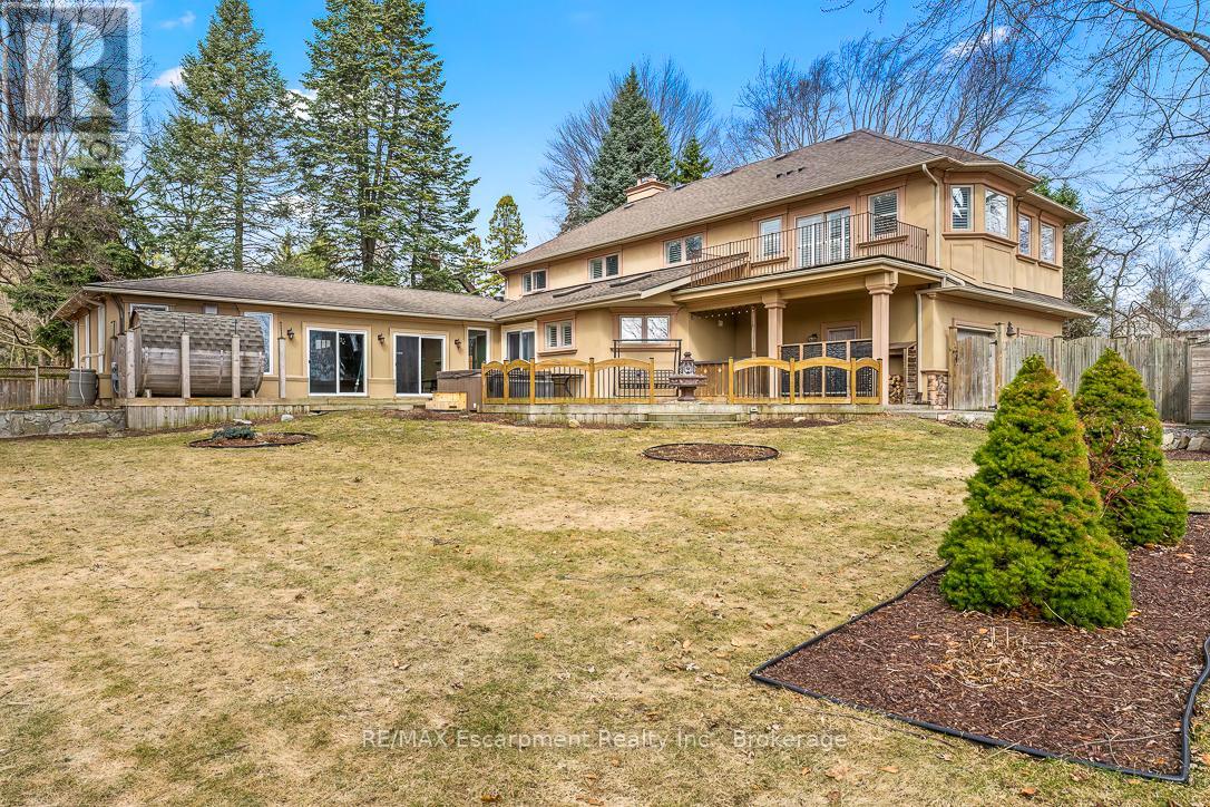 24 Birkbank Drive, Oakville, Ontario  L6J 4Y9 - Photo 37 - W12878342