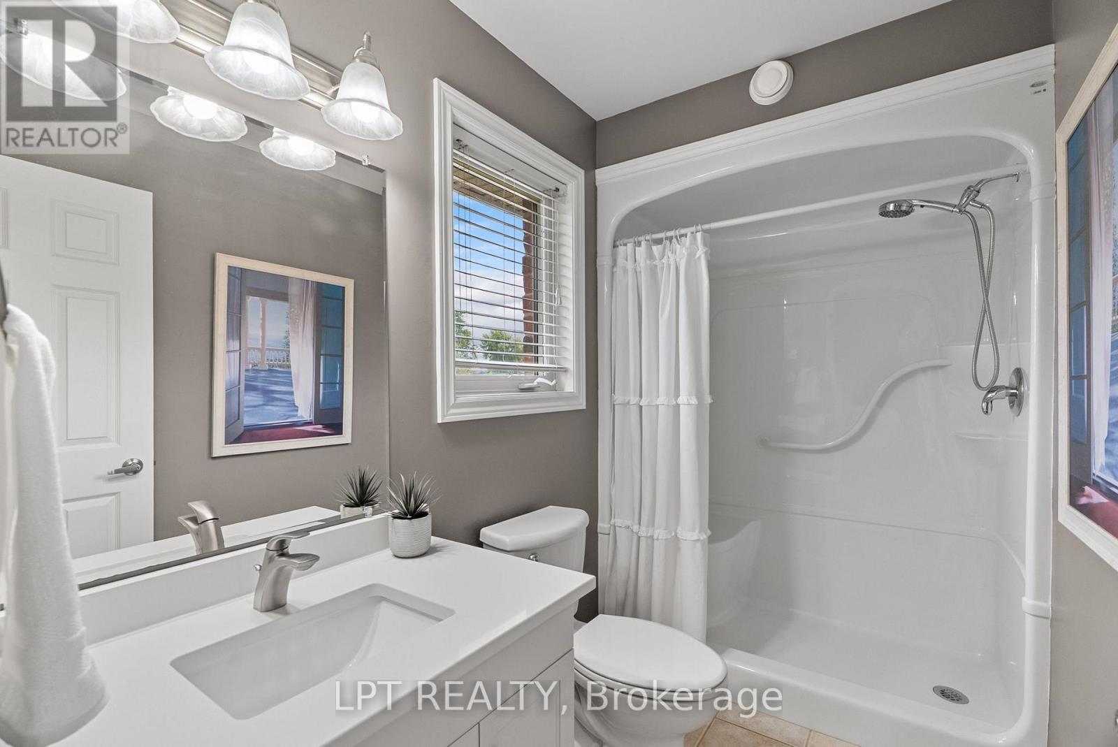 18 Durham Street, Newbury, Ontario  N0L 1Z0 - Photo 16 - X12878316