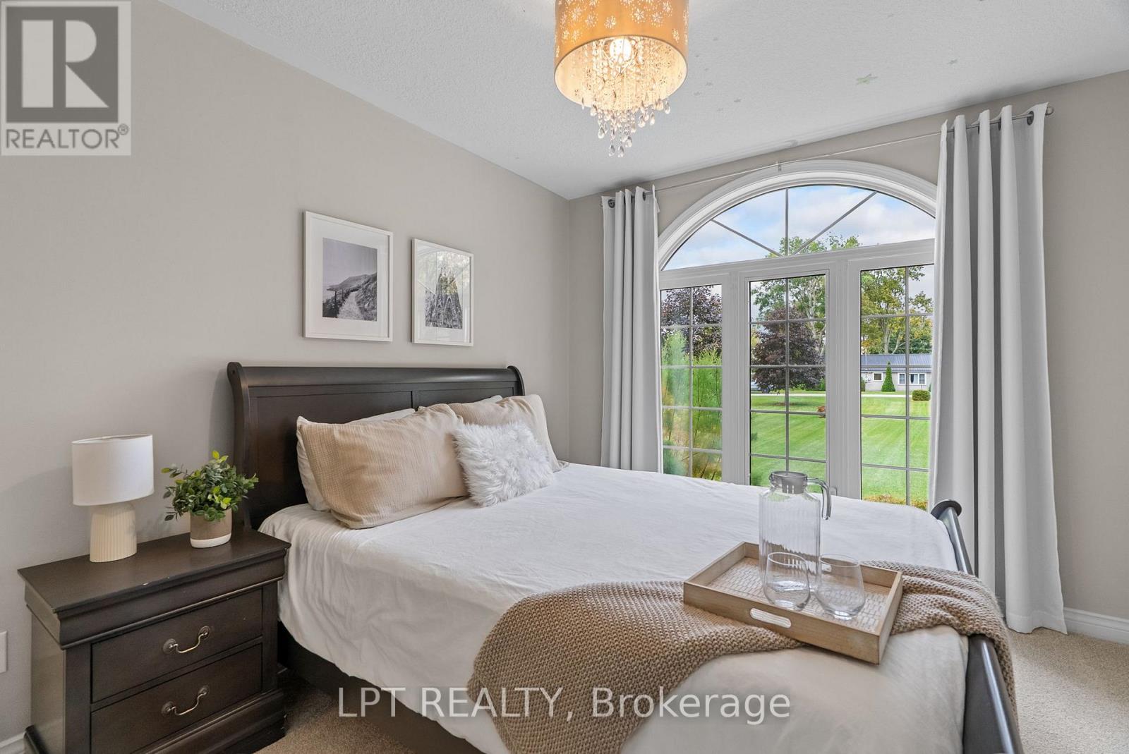 18 Durham Street, Newbury, Ontario  N0L 1Z0 - Photo 19 - X12878316