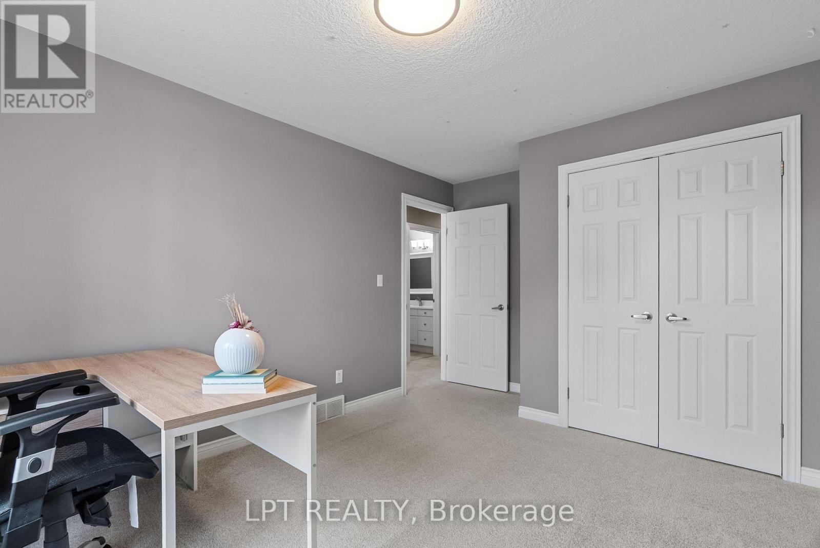 18 Durham Street, Newbury, Ontario  N0L 1Z0 - Photo 18 - X12878316