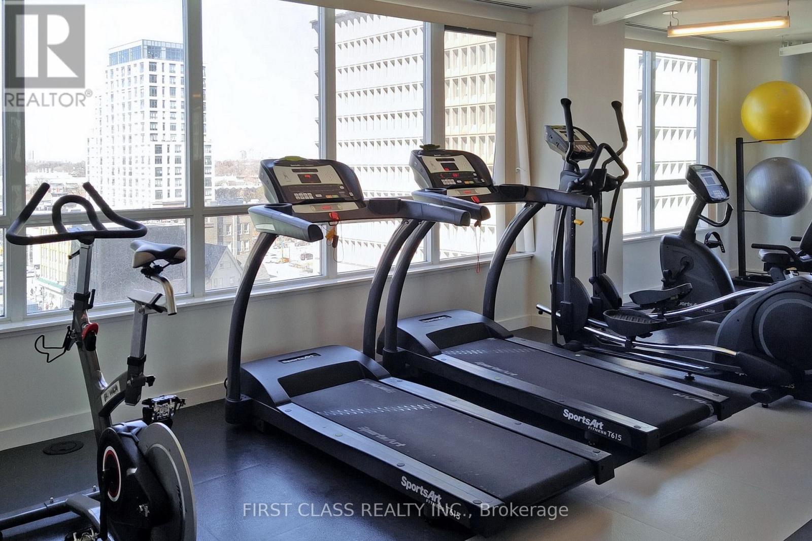 401 - 181 Huron Street, Toronto, Ontario  M5T 0C1 - Photo 13 - C12878264