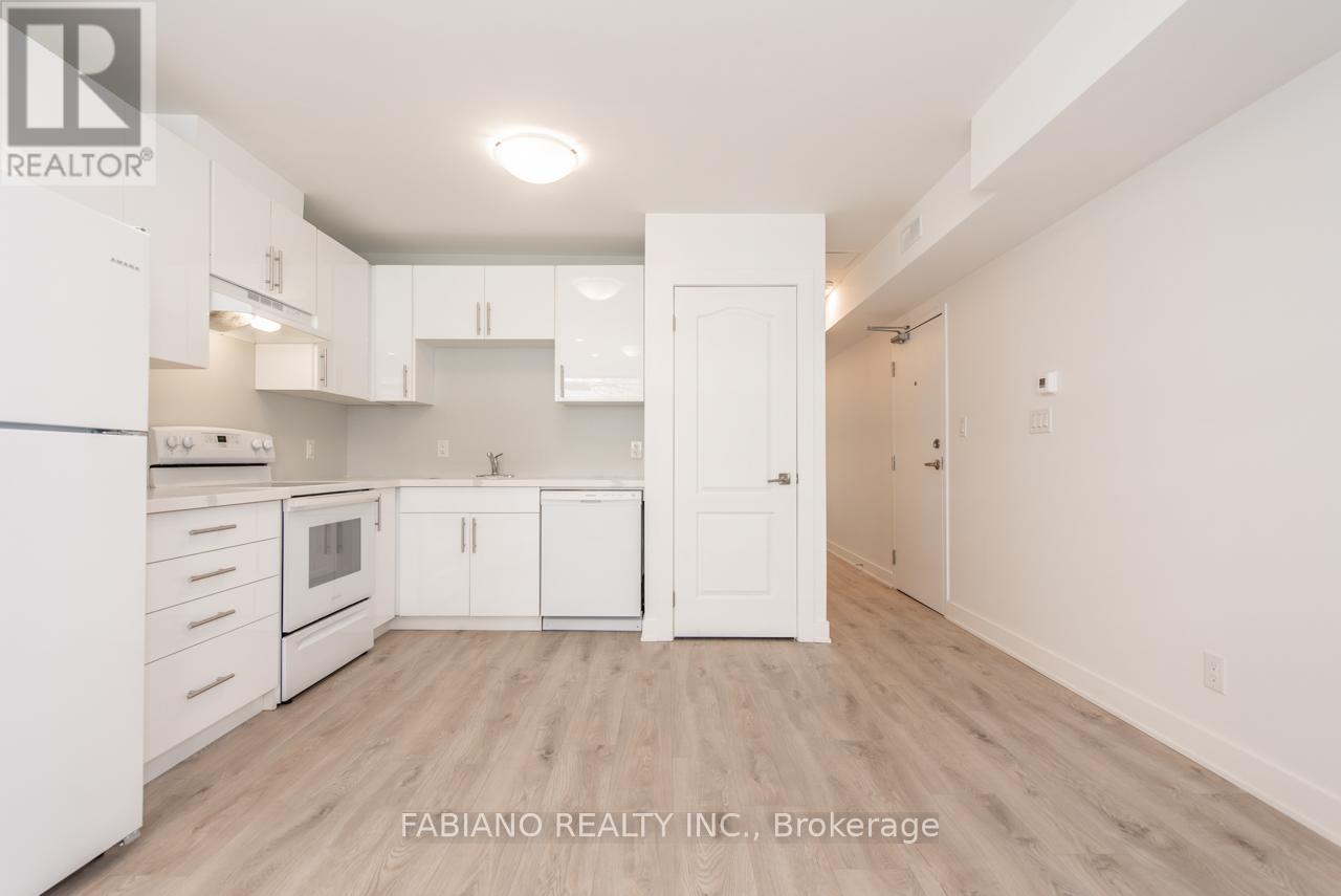 2 - 942 St Clair Avenue W, Toronto, Ontario  M6C 1C8 - Photo 12 - C12878336