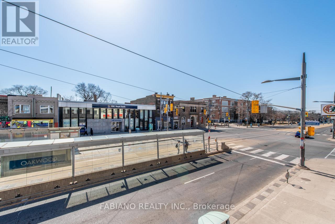 2 - 942 St Clair Avenue W, Toronto, Ontario  M6C 1C8 - Photo 21 - C12878336