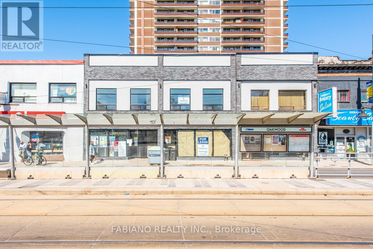 2 - 942 St Clair Avenue W, Toronto, Ontario  M6C 1C8 - Photo 22 - C12878336