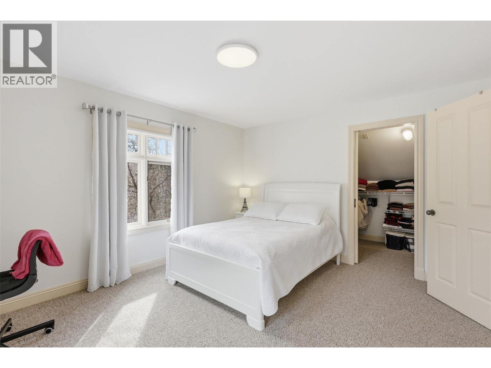 300 Mariposa Court, Kamloops, British Columbia  V2H 1R3 - Photo 35 - 10378707