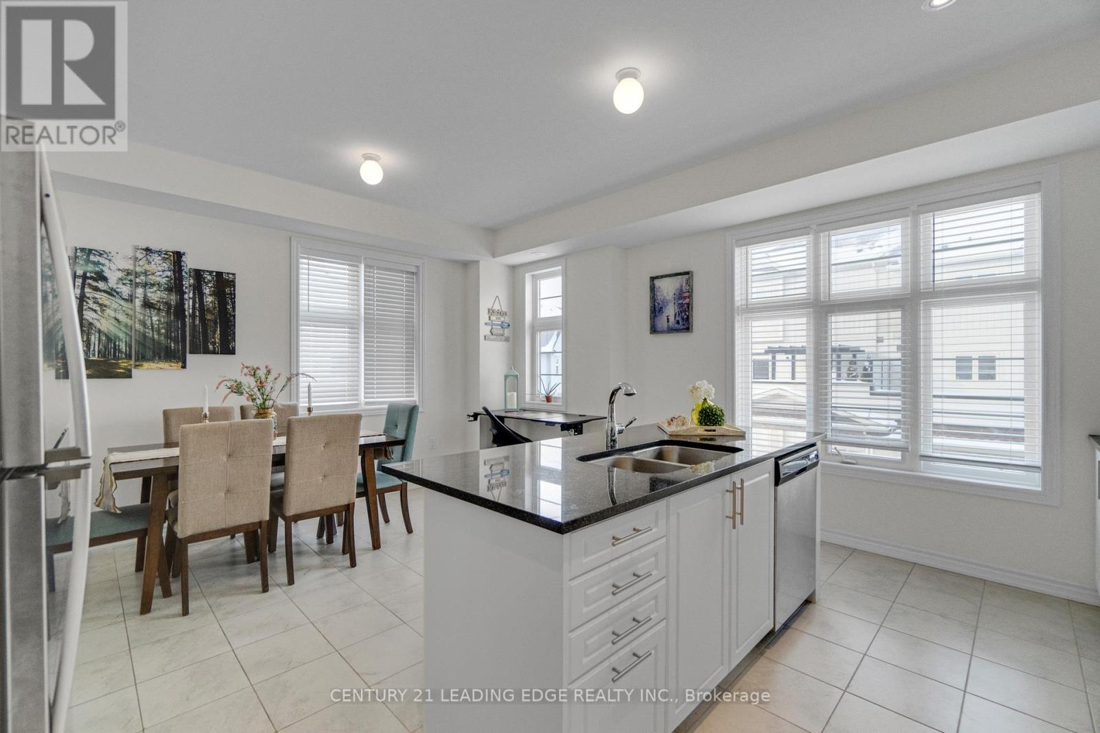 31 Westbury Way, Whitby, Ontario  L1M 0L9 - Photo 14 - E12878250