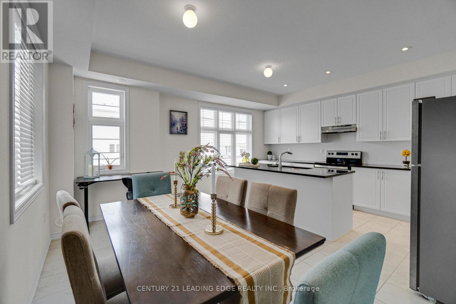 31 Westbury Way, Whitby, Ontario  L1M 0L9 - Photo 18 - E12878250