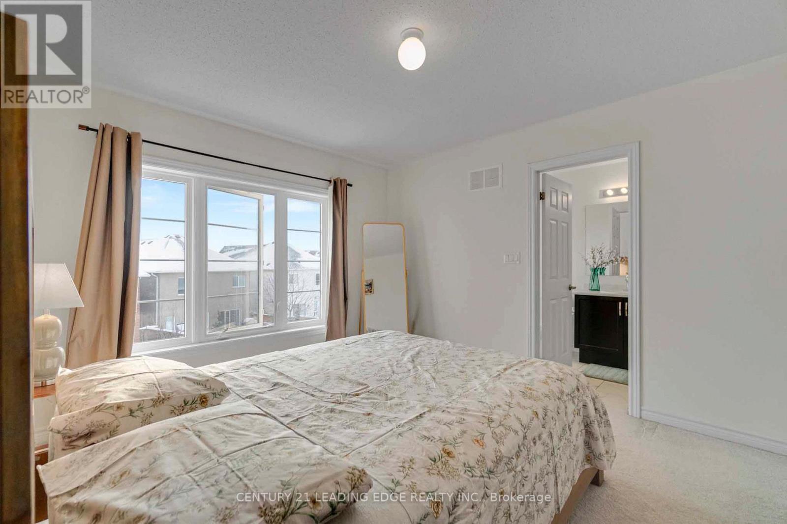 31 Westbury Way, Whitby, Ontario  L1M 0L9 - Photo 24 - E12878250