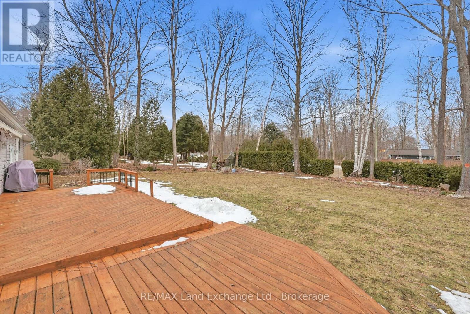 26 Mapleport Crescent, South Bruce Peninsula, Ontario  N0H 2G0 - Photo 25 - X12878268