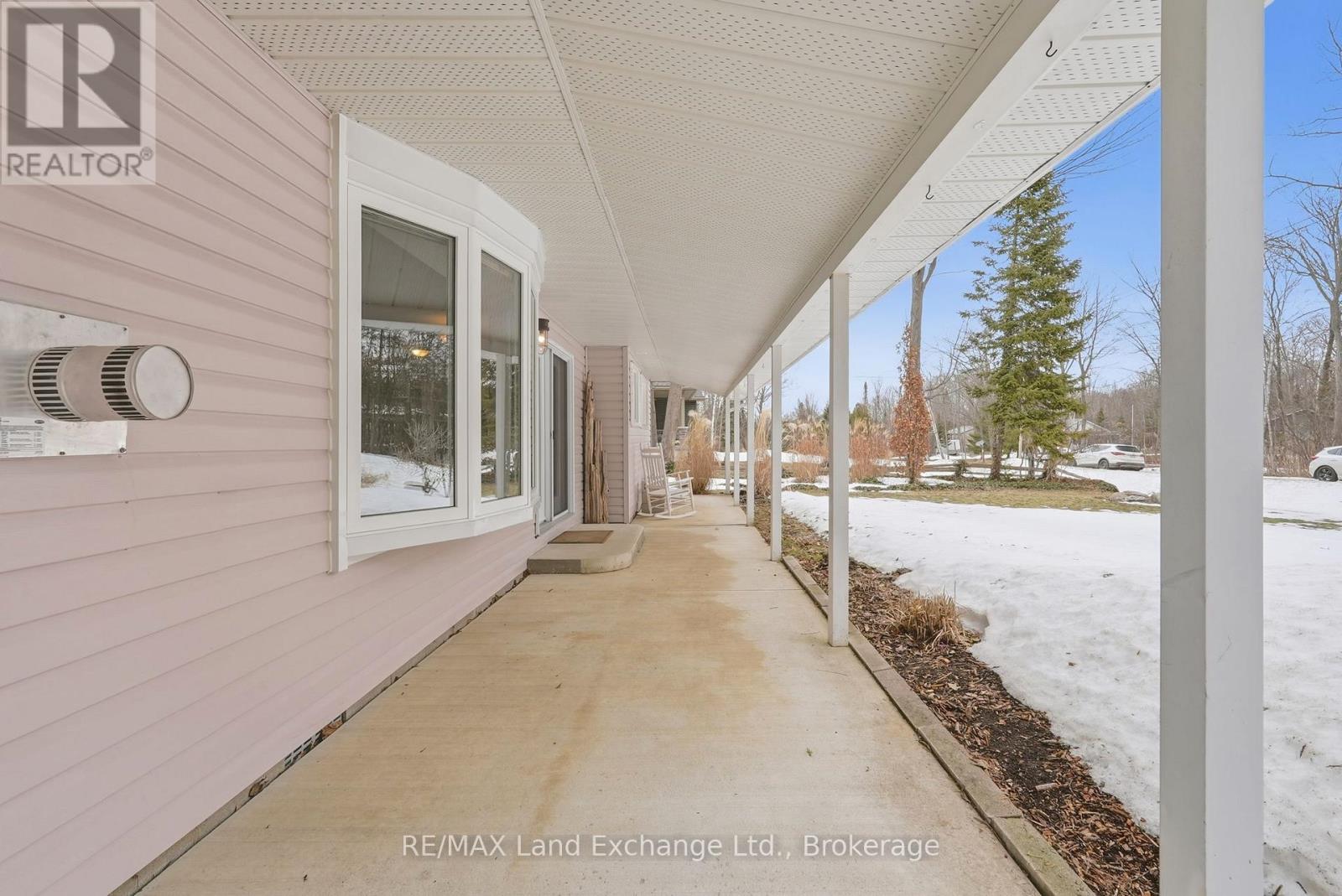 26 Mapleport Crescent, South Bruce Peninsula, Ontario  N0H 2G0 - Photo 3 - X12878268