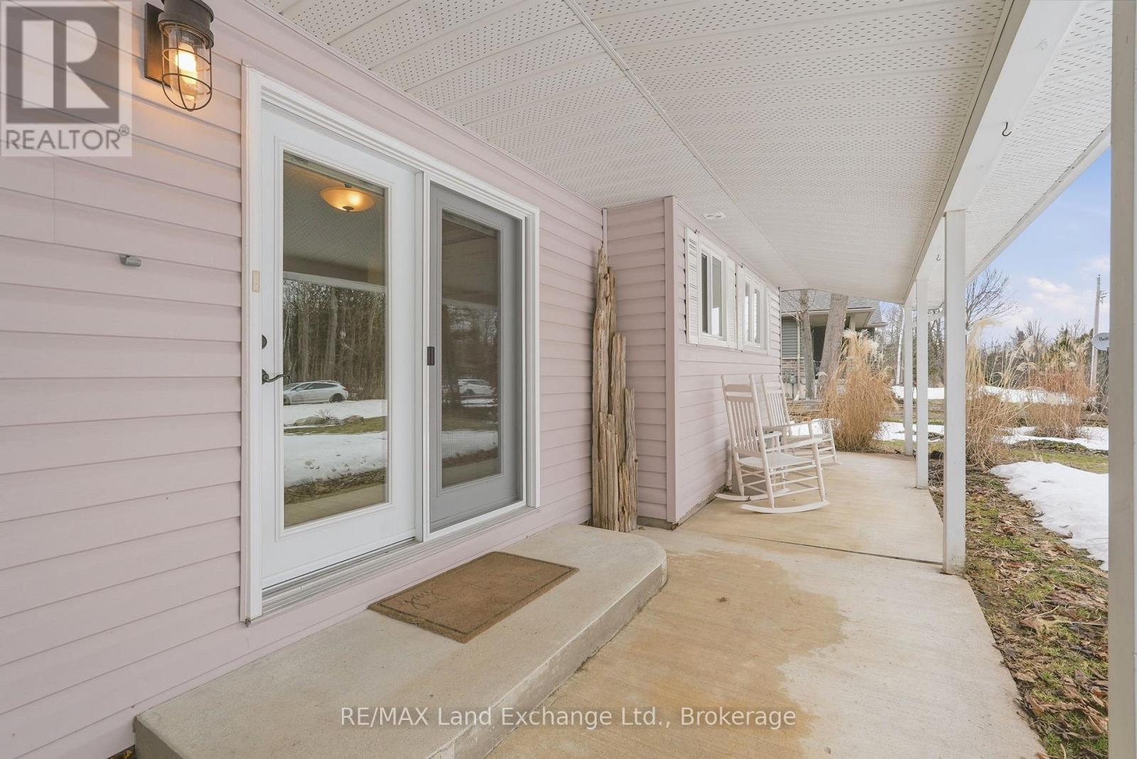 26 Mapleport Crescent, South Bruce Peninsula, Ontario  N0H 2G0 - Photo 4 - X12878268