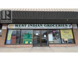 3 - 50 TAUNTON ROAD E, Oshawa, Ontario